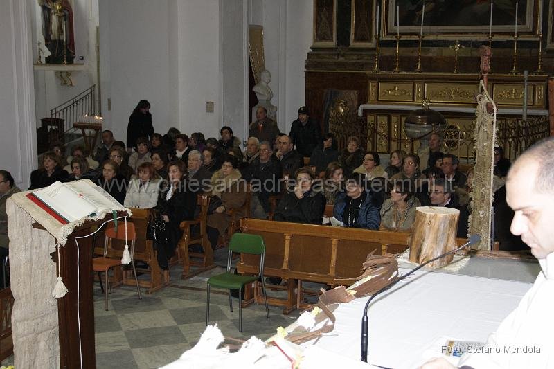 Immagine 034.jpg - 10 Gennaio 2010 - Testimonianze dei membri del Consiglio Regionale OFS: «Cristo ispiratore e centro della vita dei Francescani Secolari».